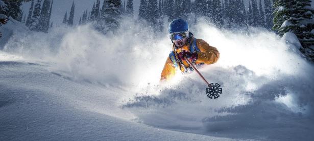 开云体育中国-年终总决赛轻取温网，兹维列夫点燃赛场，一场定义时代的胜利