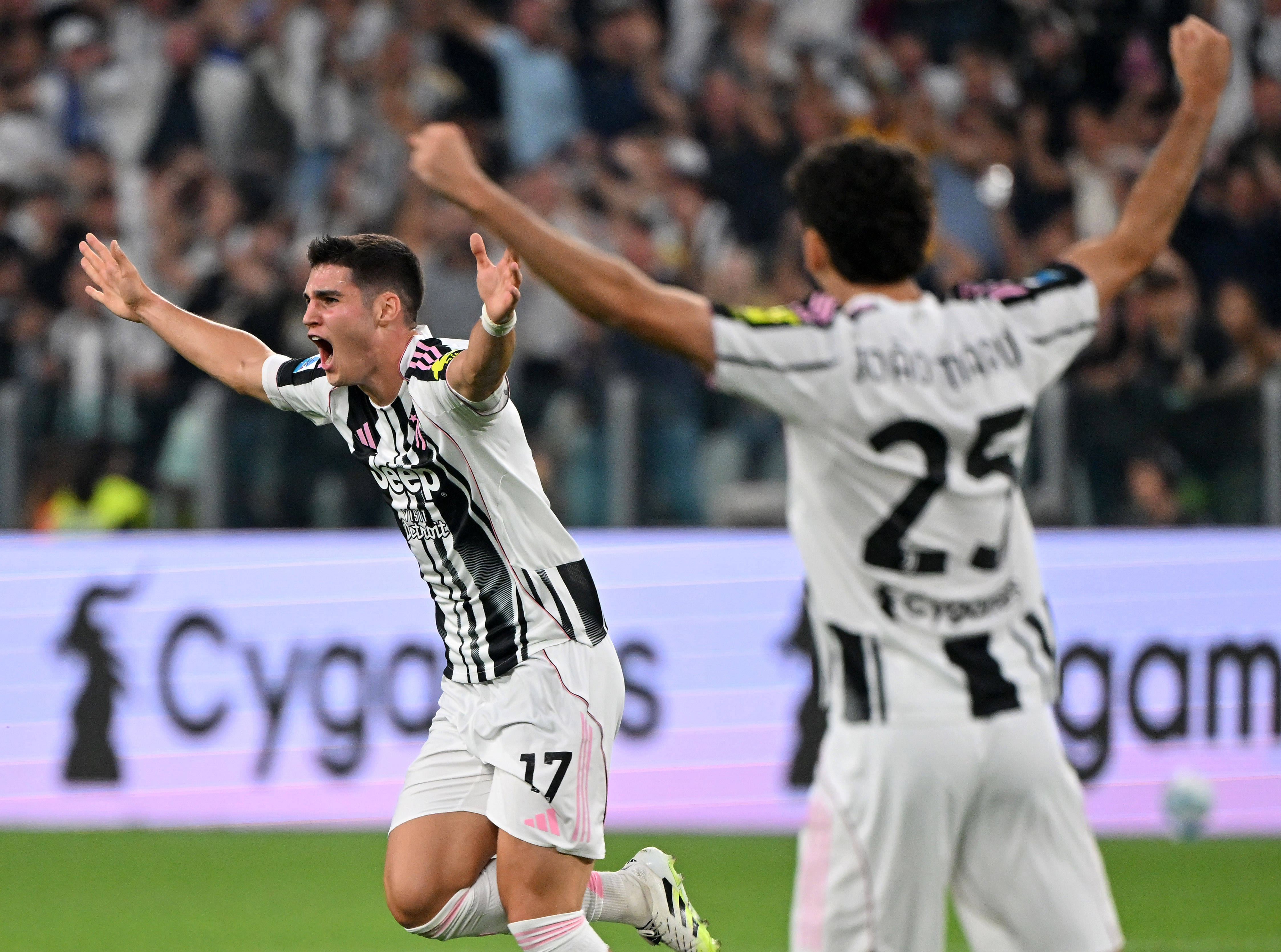 意甲劲旅夺魁，意大利足球震撼全球的简单介绍