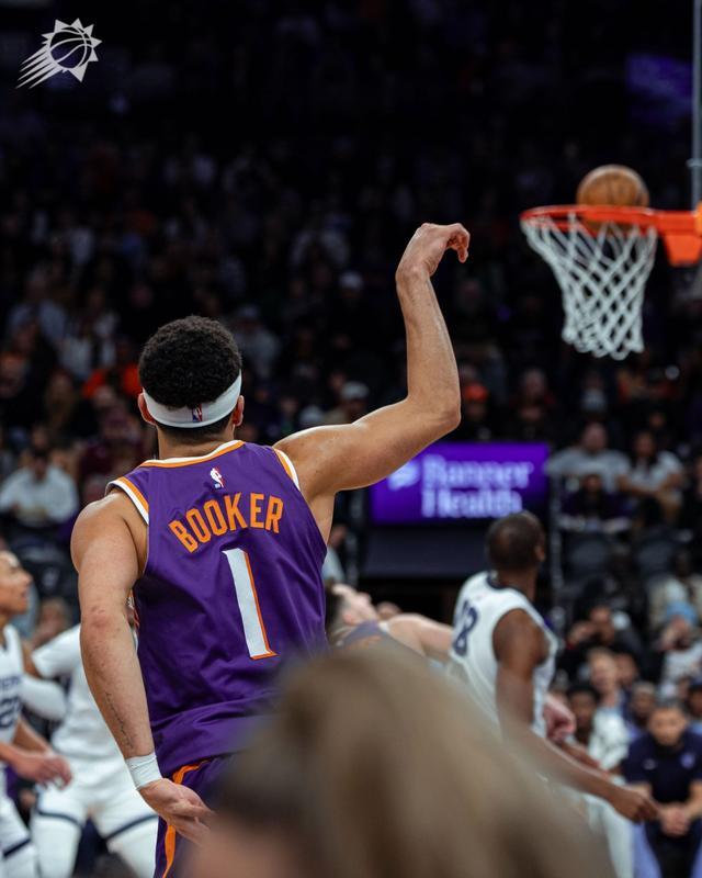 关于太阳逆转北京队，福克斯高光表现的信息